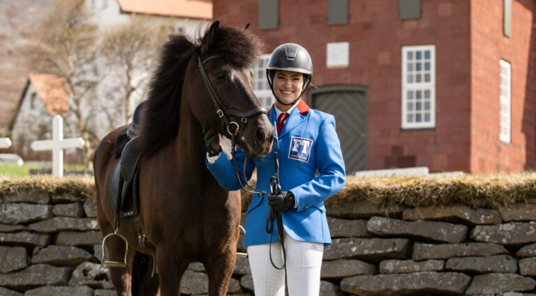Rebekka Jansdóttir Simonsen lokið prógv á Hólum